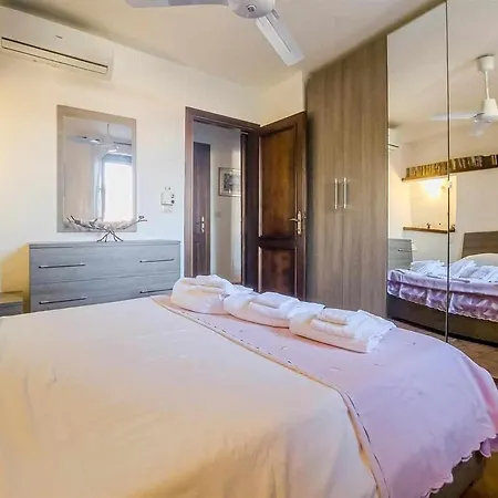 Apartment La Casina Di Rosi Vivere Nellantico Borgo Castiglione della Pescaia