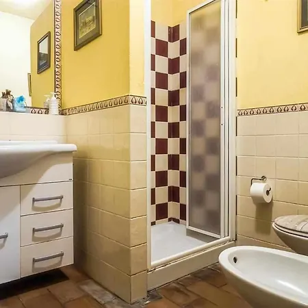 Apartment La Casina Di Rosi Vivere Nellantico Borgo Castiglione della Pescaia