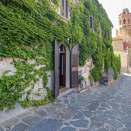 La Casina Di Rosi Vivere Nellantico Borgo Apartment Castiglione della Pescaia